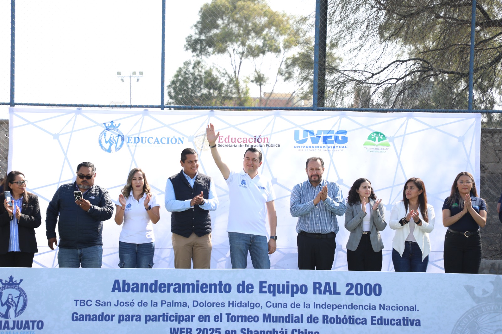 DE DOLORES HIDALGO… AL MUNDO: EL EQUIPO RAL 2000 RUMBO AL MUNDIAL DE ROBÓTICA EN SHANGHÁI