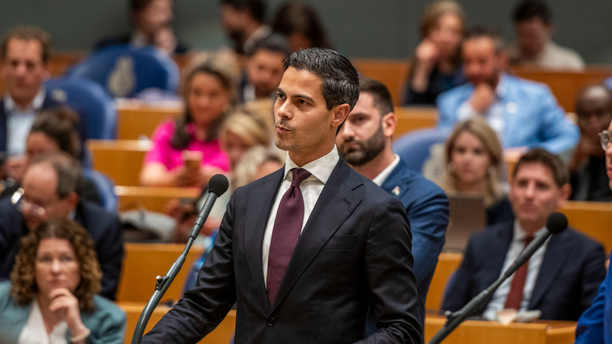 ROB JETTEN BUSCA FORMAR UN GOBIERNO EN MINORÍA Y DESAFÍA LA TRADICIÓN POLÍTICA DE PAÍSES BAJOS