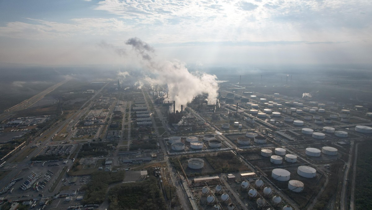 NUEVO LEÓN REFUERZA OPERATIVOS CONTRA EMISIONES CONTAMINANTES DE TRÁILERES