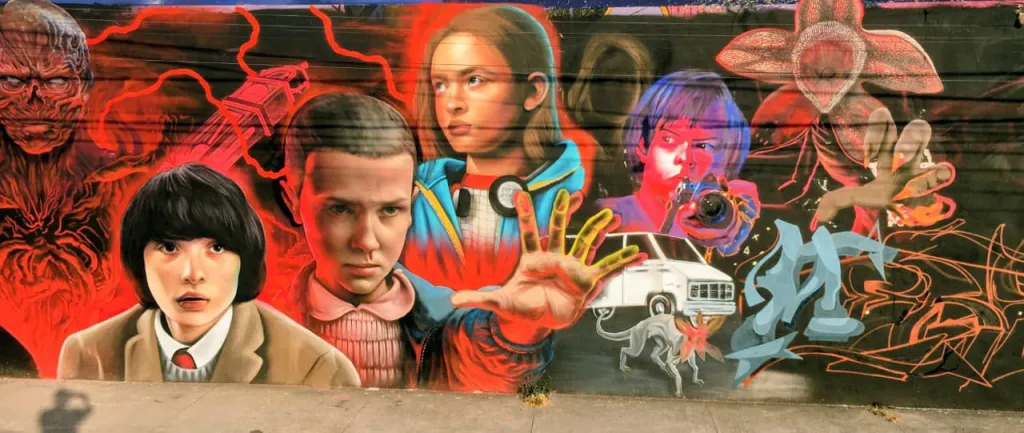MURALES URBANOS EN LEÓN HOMENAJEAN “STRANGER THINGS” Y REVITALIZAN ESPACIOS PÚBLICOS