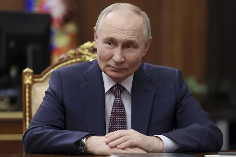 RUSIA CONDENA EL ASESINATO DE JAMENEI COMO “CÍNICA VIOLACIÓN” DEL DERECHO INTERNACIONAL