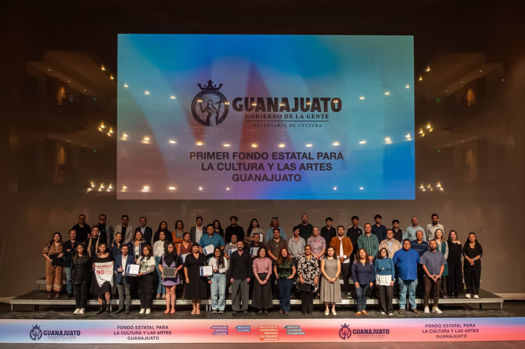 BENEFICIARIOS DEL FONDO ESTATAL PARA CULTURA Y ARTES 2025 RECIBEN RECONOCIMIENTO