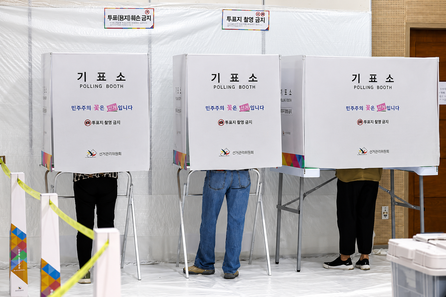 COREA DEL SUR VOTA PARA CERRAR UNA DE SUS MAYORES CRISIS POLÍTICAS RECIENTES